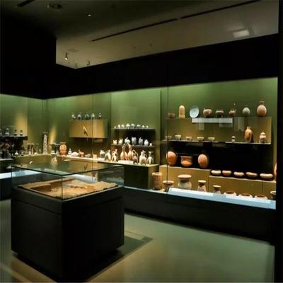 遼寧博物館玻璃展柜價格解析及隆城展示一體化服務
